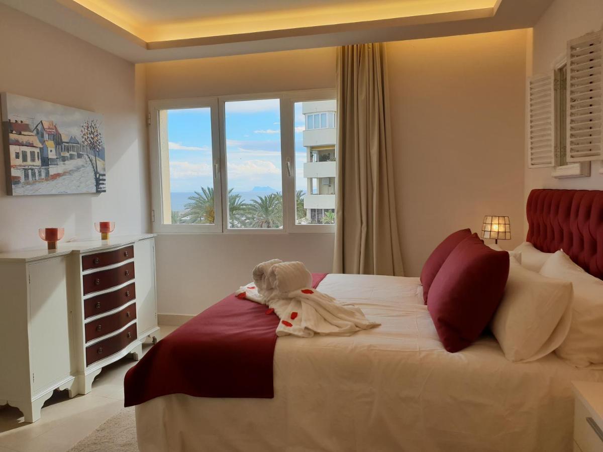 Fantastic Apartment In Front Of The Sea & Marina Estepona Kültér fotó