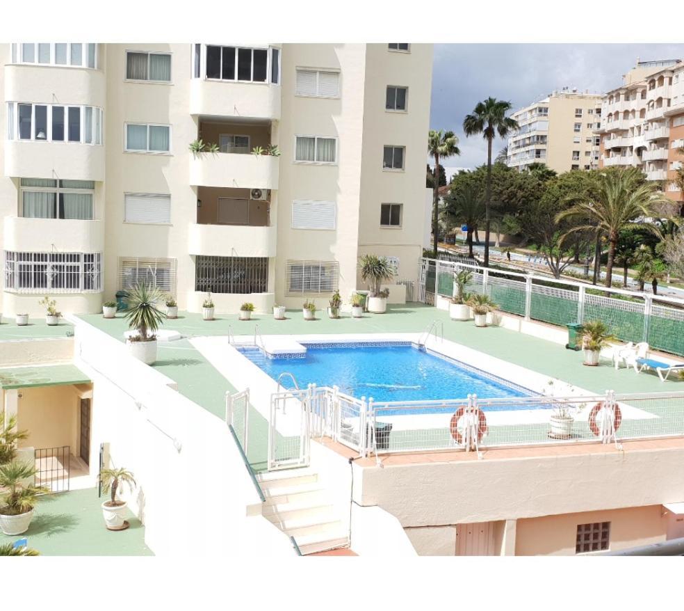 Fantastic Apartment In Front Of The Sea & Marina Estepona Kültér fotó
