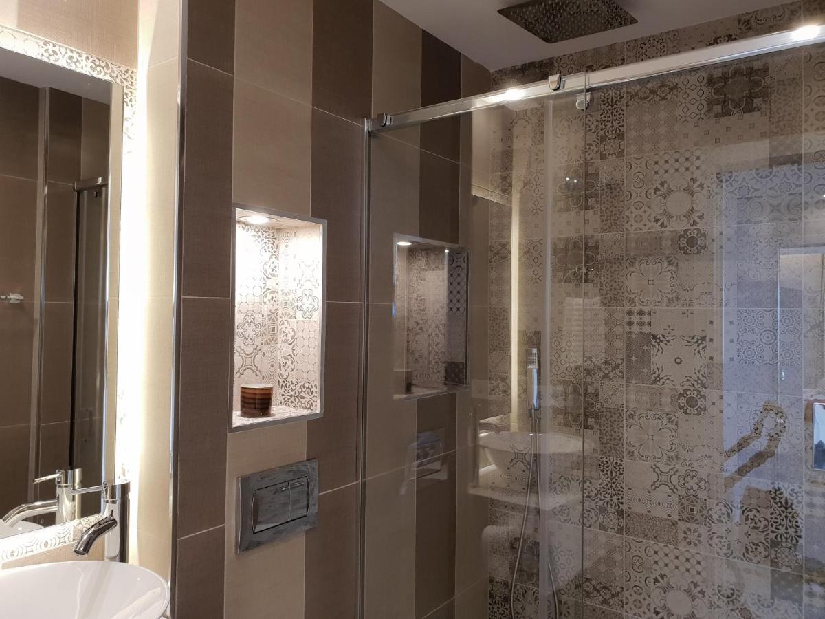 Fantastic Apartment In Front Of The Sea & Marina Estepona Kültér fotó
